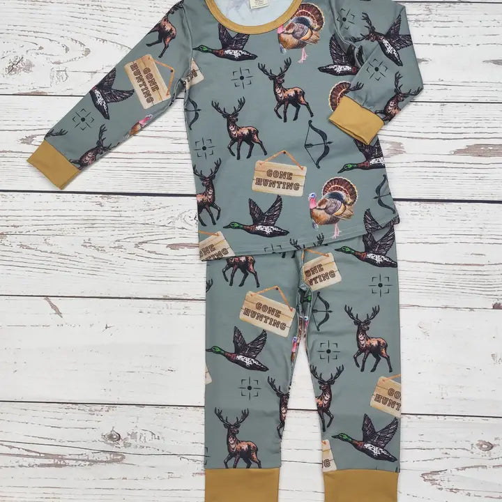 Let's Go Hunting Sleepwear Set